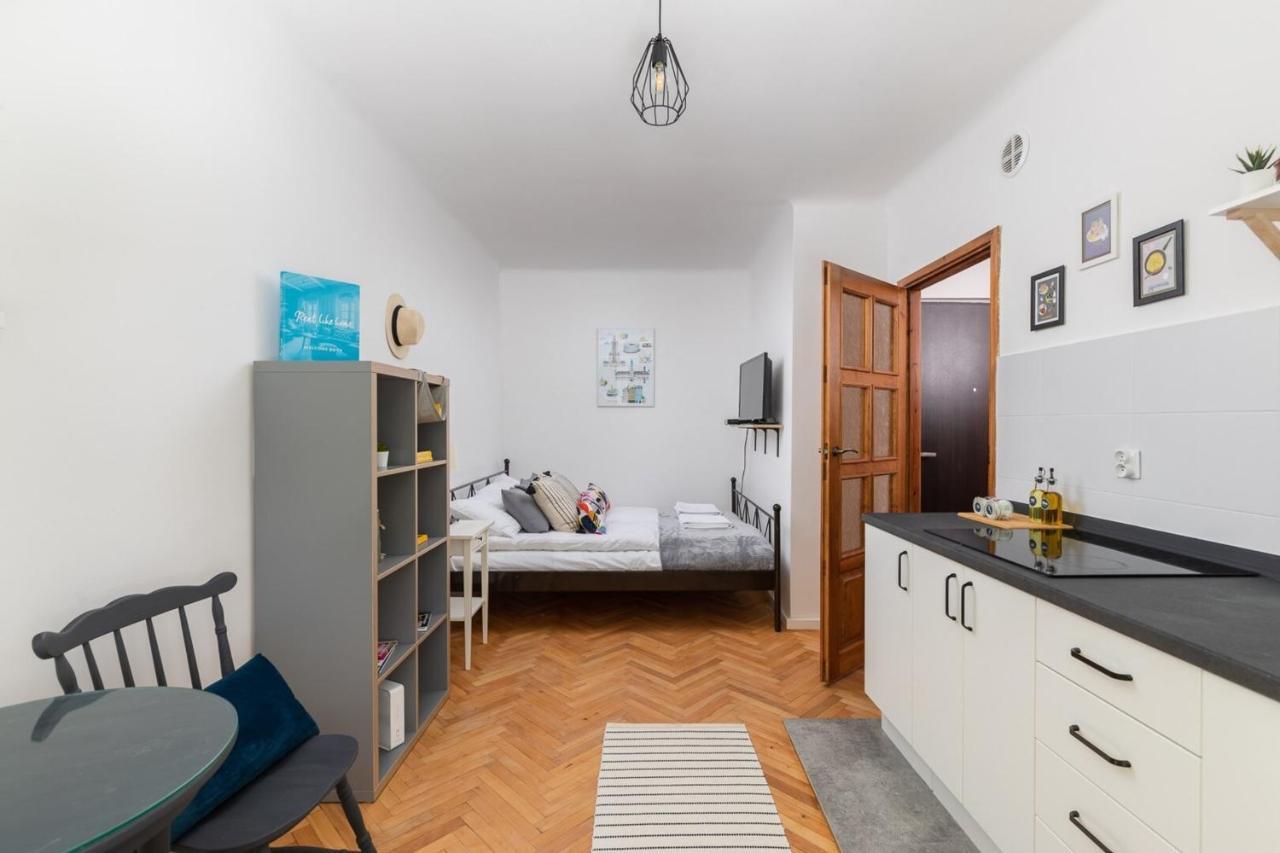 Rent Like - Bonifraterska 15 Warschau